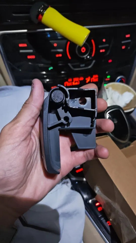 Hood Release Pull Handle for 1999-2006 Chevy Silverado / GMC Sierra