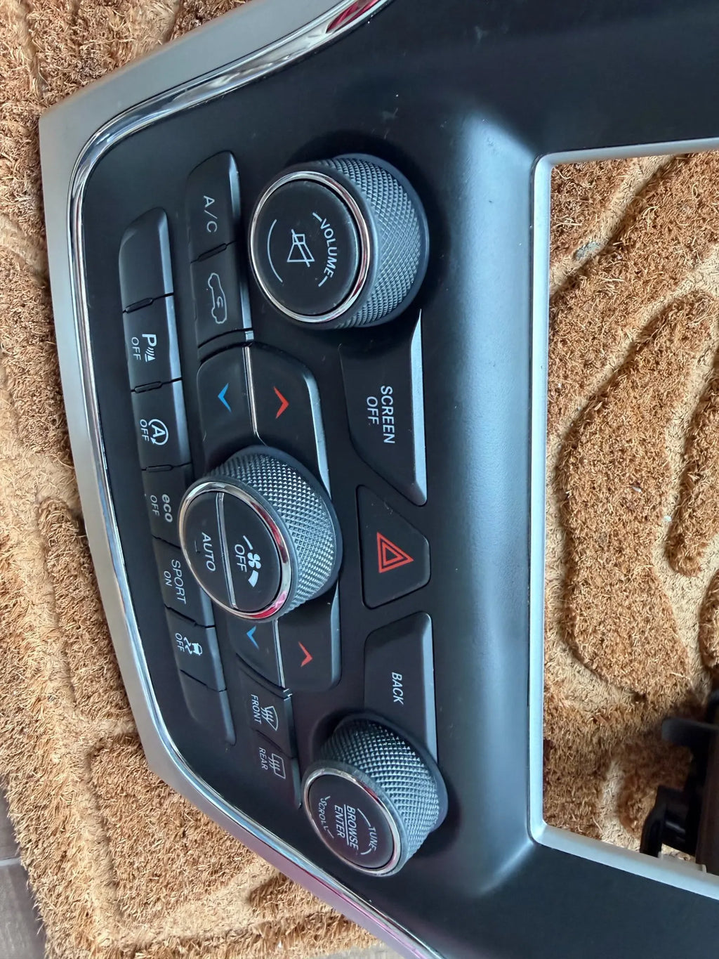 Climate and Radio Control Knob for 2014-2021 Jeep Grand Cherokee WK2